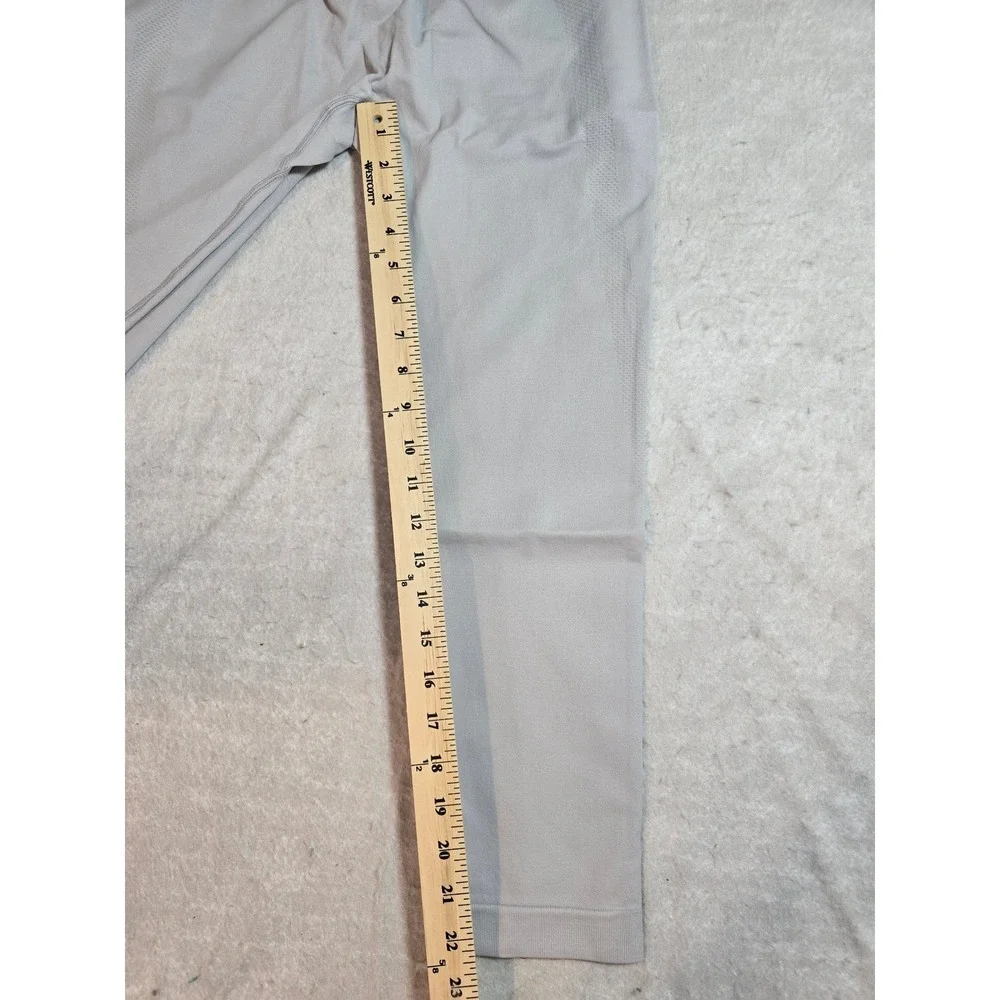 Halara Womens Grey Seamless Scrunch Butt 7/8 Leggings High Waist XL‎ BO240620002